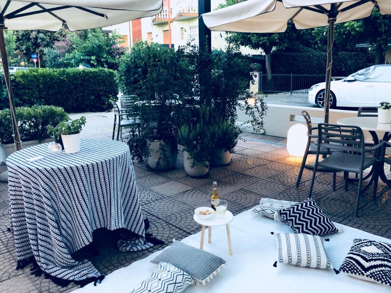 Hotel Aplo - Breakfast Experience Cervia Exteriér fotografie